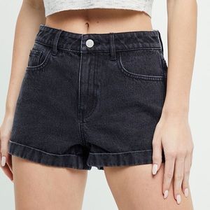PACSUN WASHED MOM SHORTS!!!